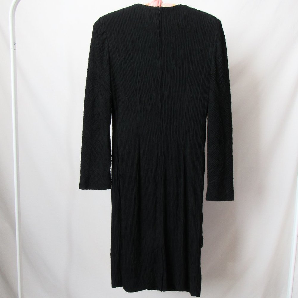 VINTAGE Classic Black Cocktail Dress Mini Sheath Dress-8 petite, fits like a 6 - Picture 14 of 15